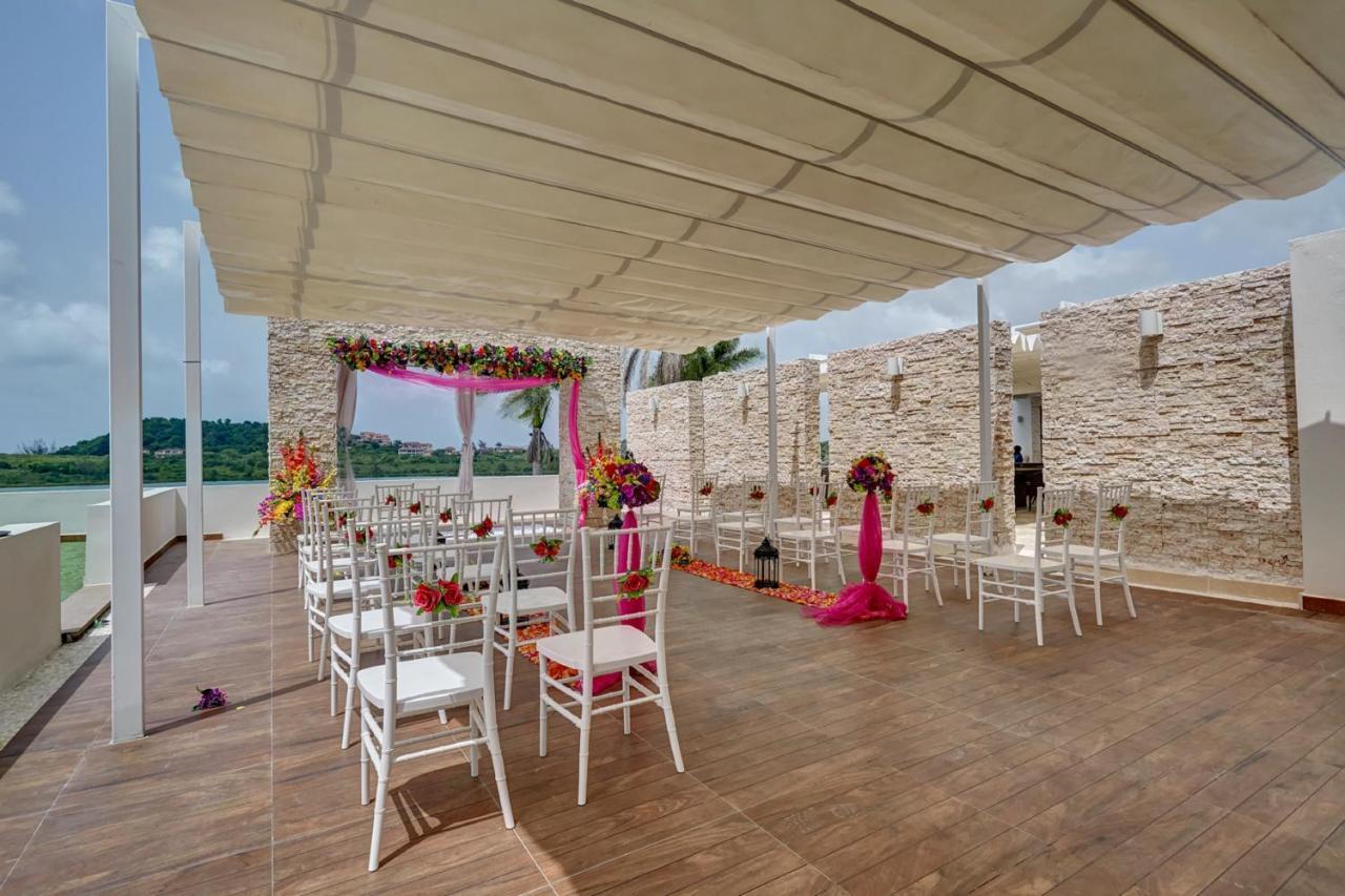Royalton Antigua, An Autograph Collection All-Inclusive Resort Five Islands Village Zewnętrze zdjęcie